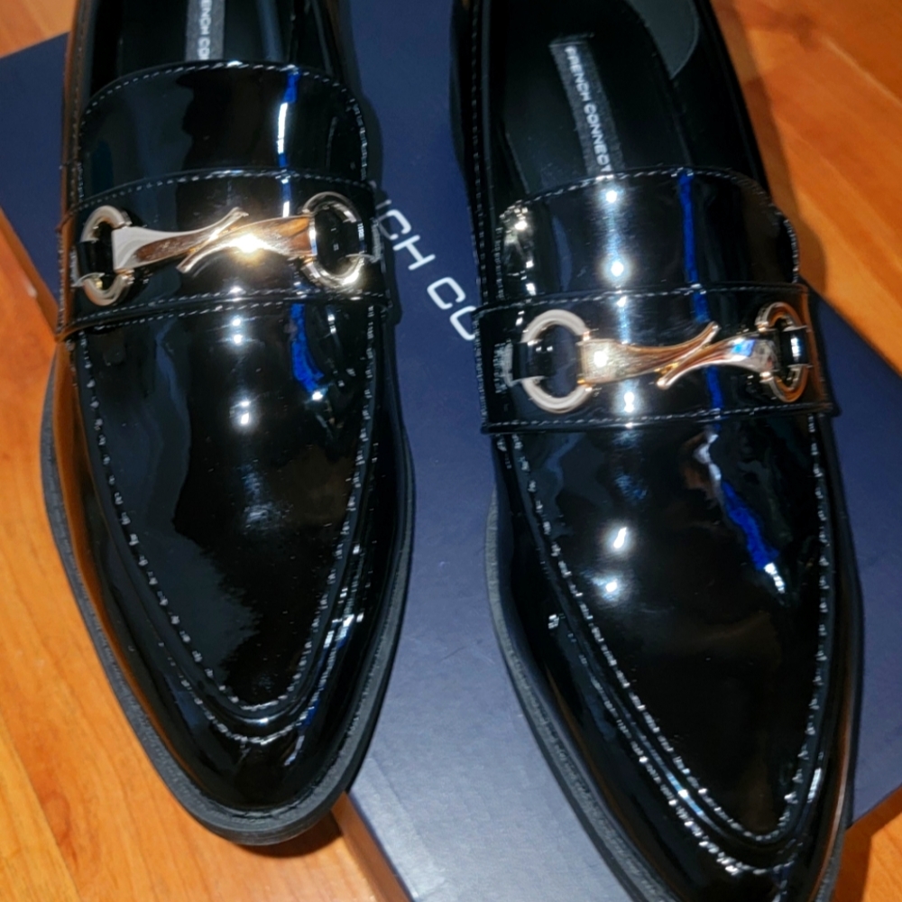 French Connection moccasin size 8 , color black, new in box.